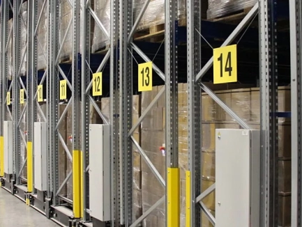 Mobile / mobile racking systems