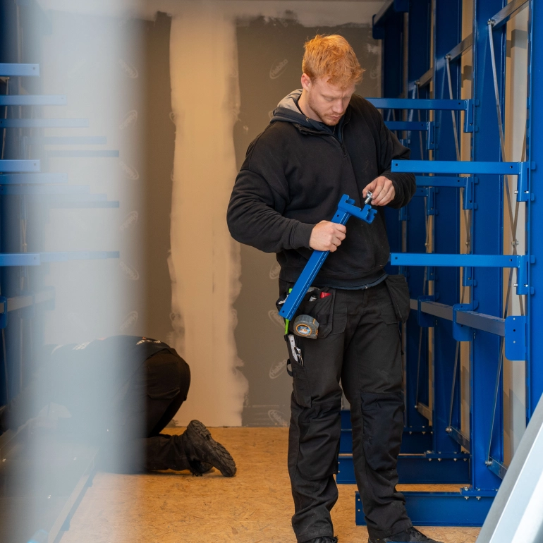 Defence Tournai – Installation of Shelving Systems