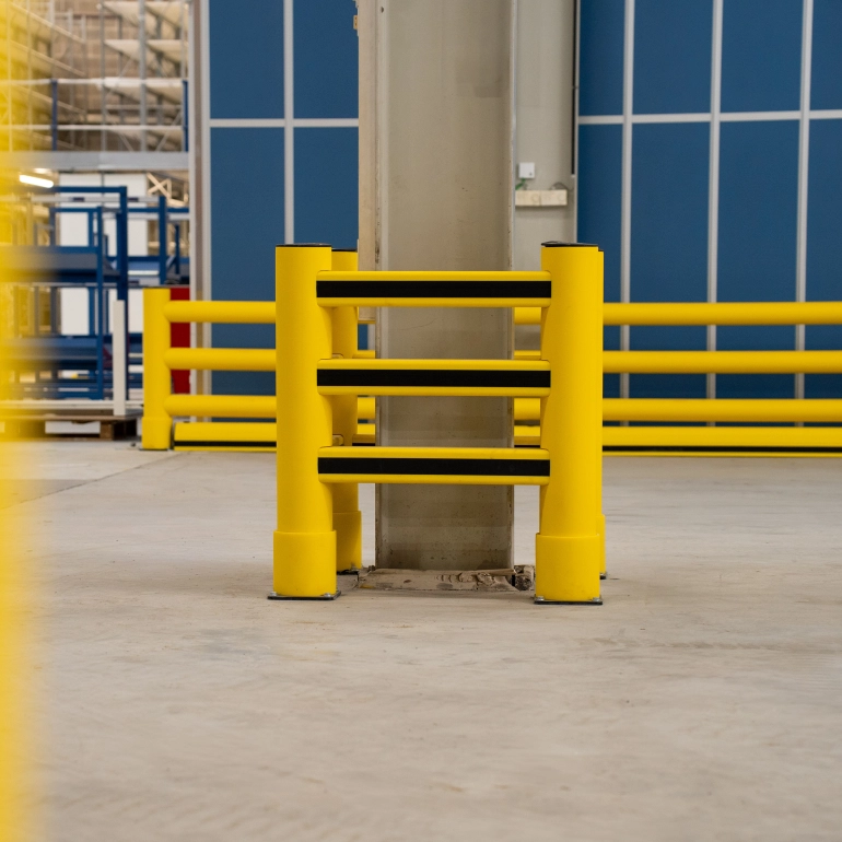 Plastic impact protection for the central warehouse of AZ Maria Middelares