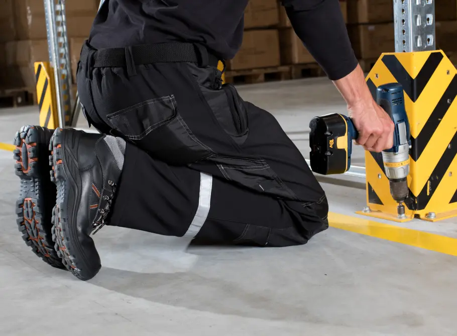 From loose collision protection post<span>to guardrails</span>