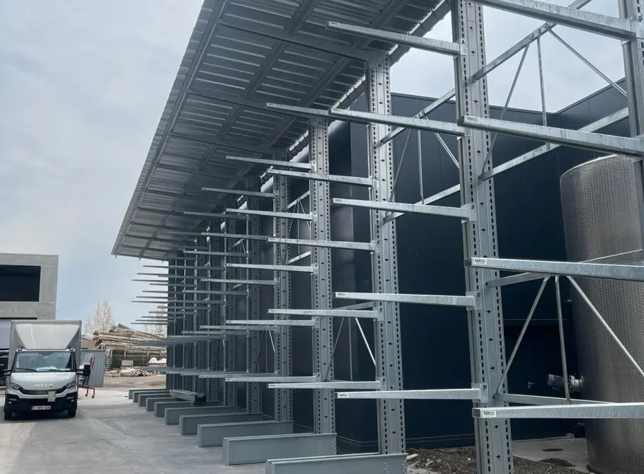 A high-quality cantilever rack from MDO