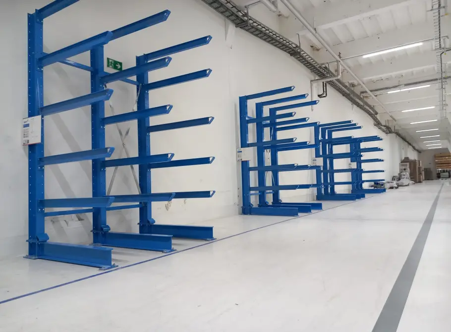 Features of our cantilever racking