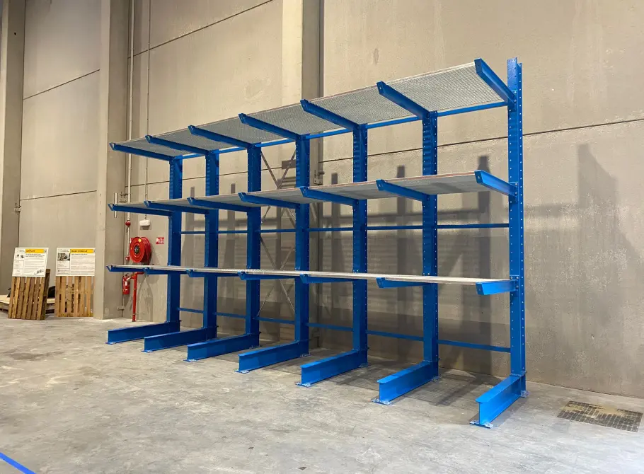 Cantilever racking