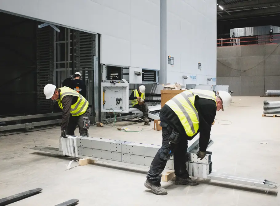 Curious about the possibilities for your warehouse? Contact us!